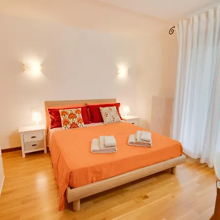 Appartement Garage Coperto-freewifi 10min Auto Udinecentro Udine