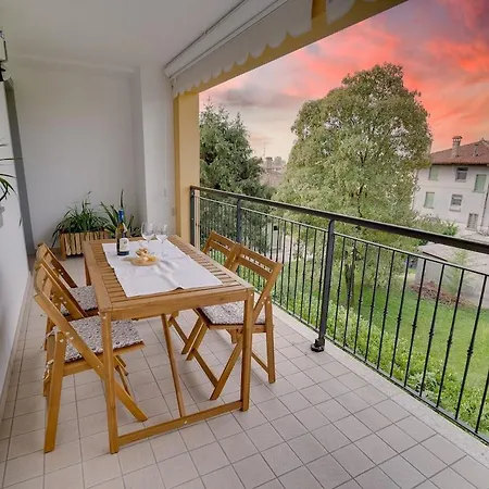 Garage Coperto-freewifi 10min Auto Udinecentro Appartement *